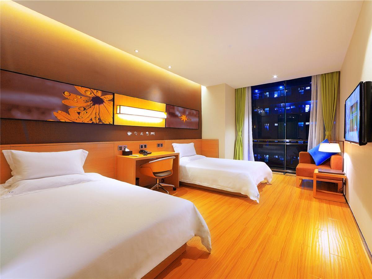 Iu Hotel Ruoyang Yiyang Wenhua Road Kültér fotó